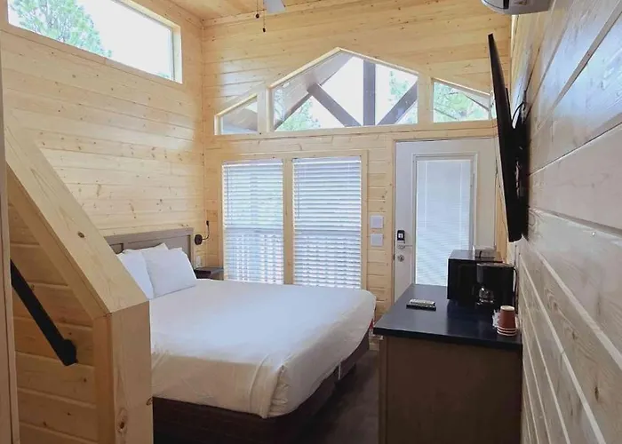 New Chalet! Closest To South Rim 20 Min, 2 Kingbeds Loft No Kitchen * Valle