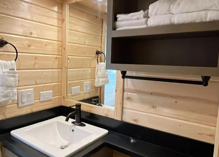 Chalet New Chalet! Closest To South Rim 20 Min, 2 Kingbeds Loft No Kitchen Valle