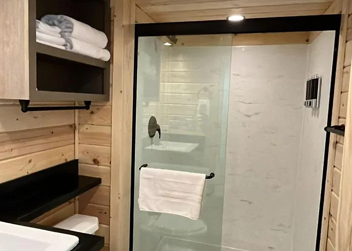 New Chalet! Closest To South Rim 20 Min, 2 Kingbeds Loft No Kitchen Valle